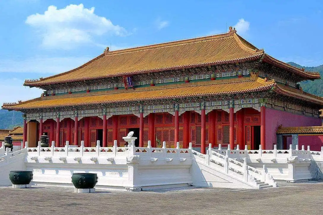 中国有哪些至今保存的重檐庑殿顶古建筑？ - 知乎