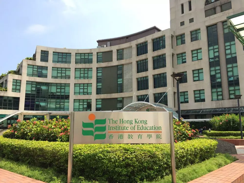 为什么那么多人都去香港留学,有什么优势吗?