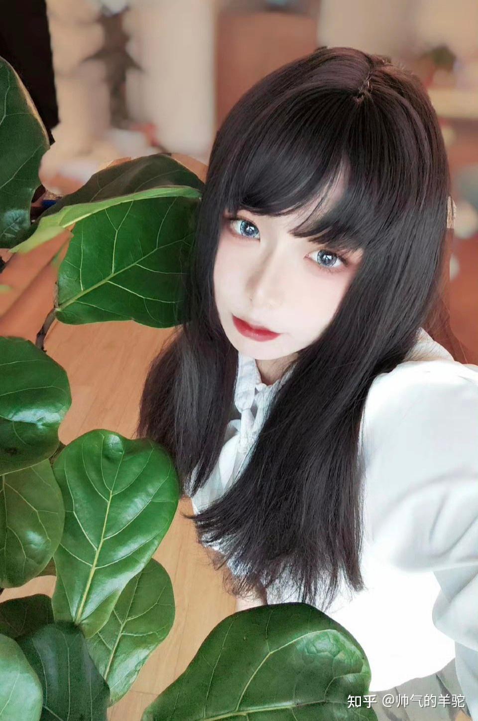 真心提问:跟家人一起住的男孩子(伪娘),你们的女装藏在哪里?