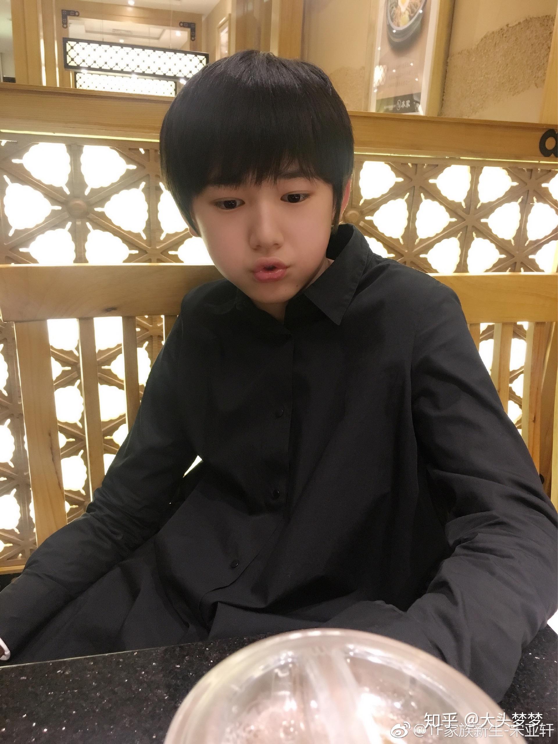 有没有tnt时代少年团幼崽时期好看的图? - 知乎