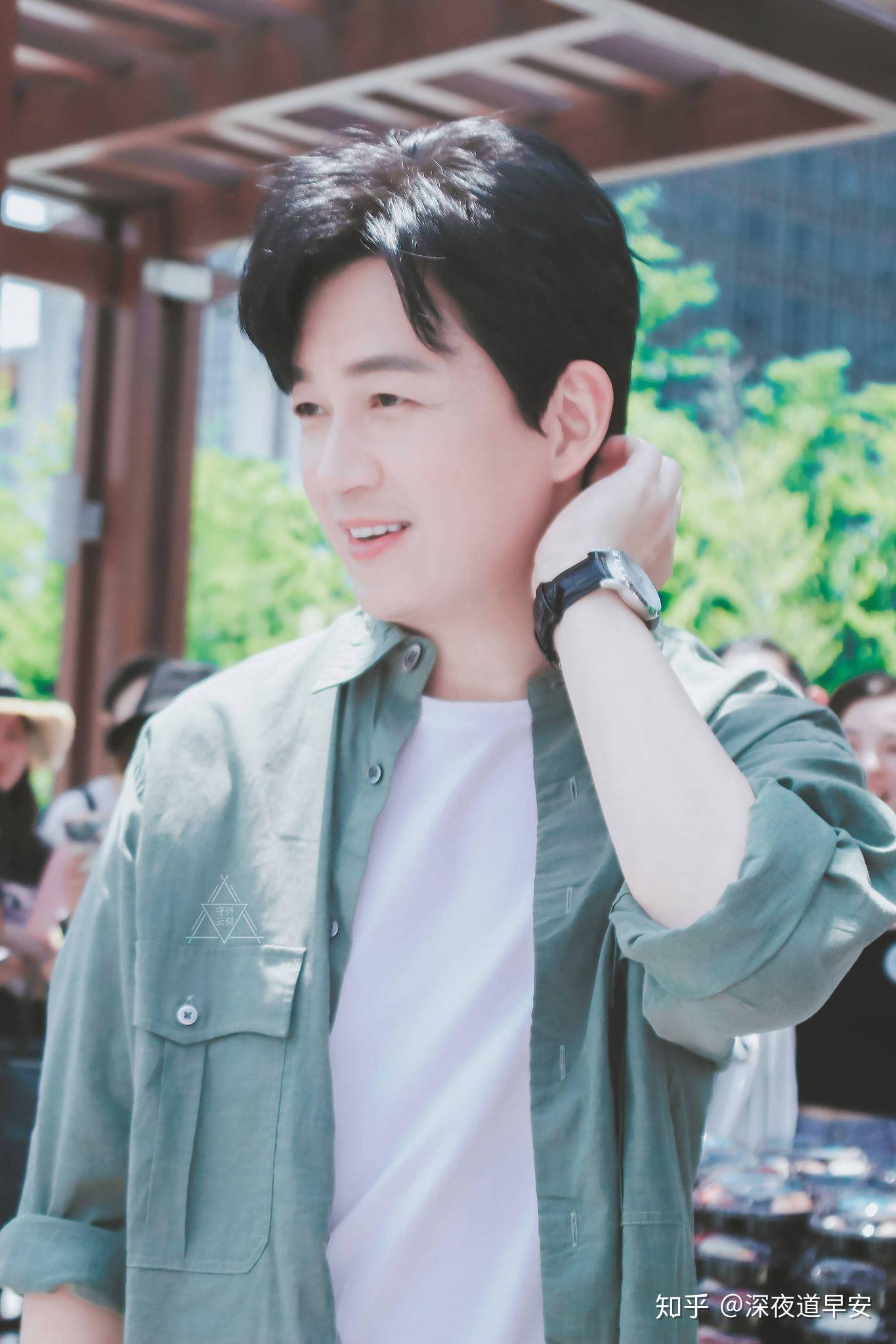 你的手机相册里有哪些潘粤明的帅照? - 知乎