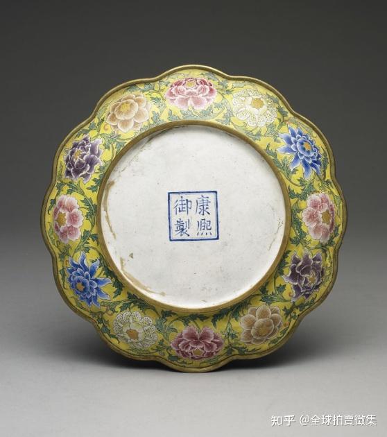 台北故宮康熙御制琺瑯彩作品賞析- 知乎