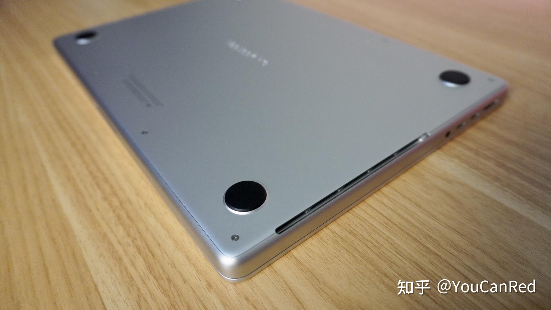 macbookpro14选深空灰还是银色