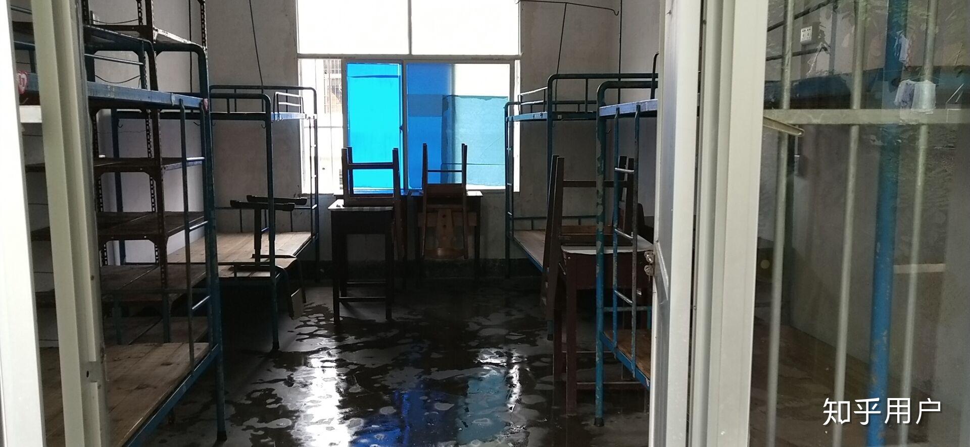 各位大佬海南师范大学怎么样啊还有宿舍条件怎么样啊