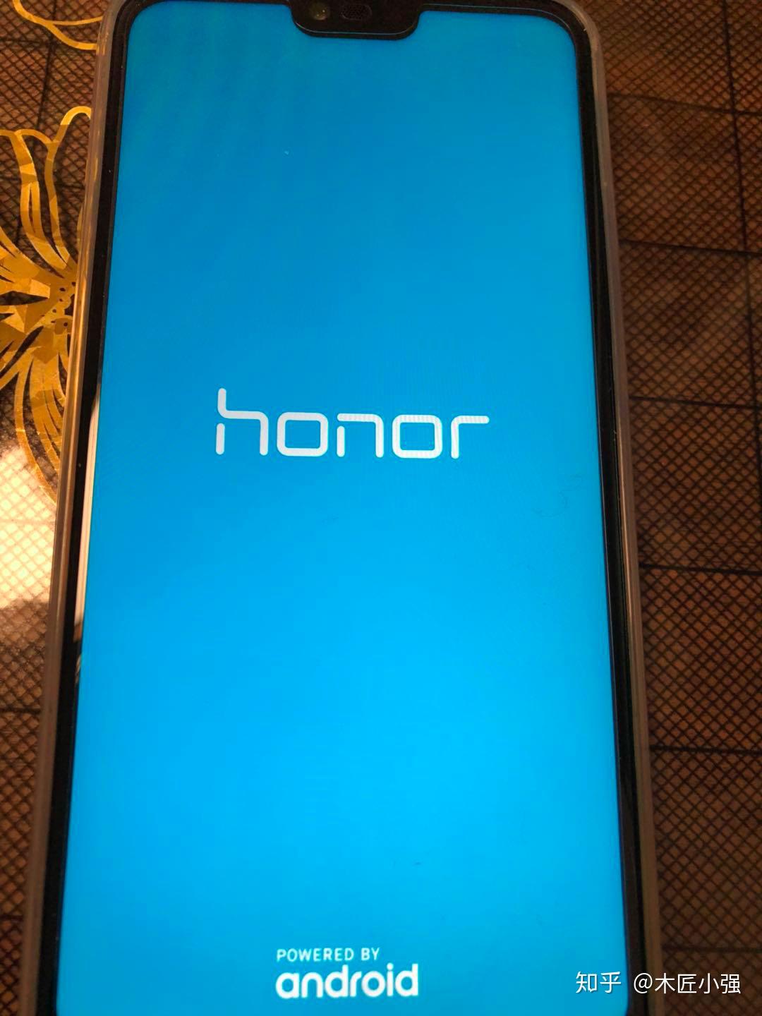 如何评价华为荣耀10