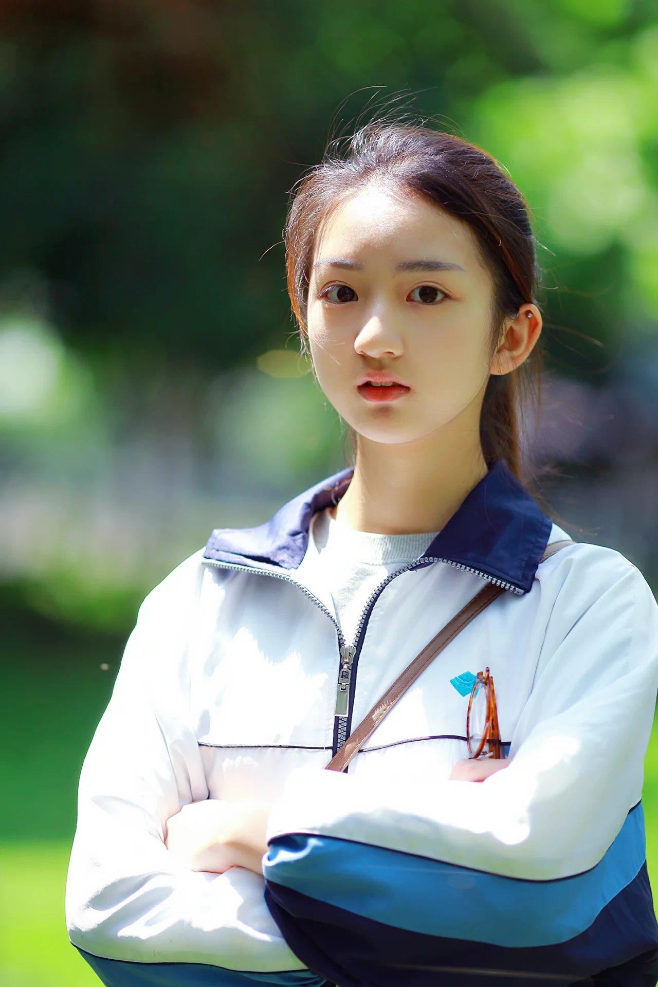 你见过最美的高中女生是什么样子? - 知乎