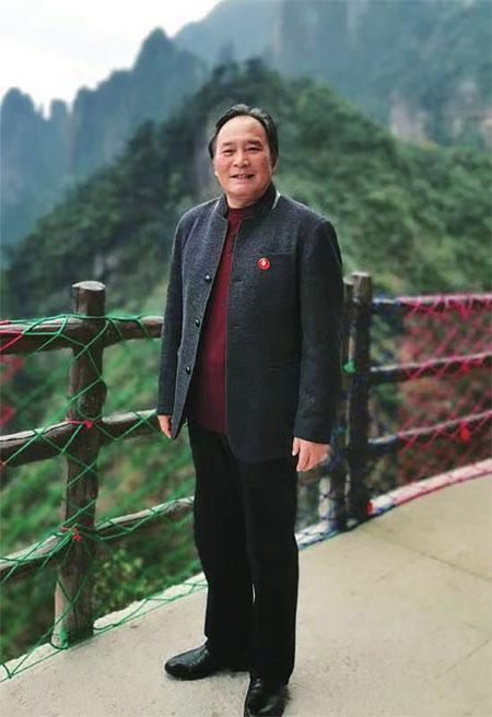 曹宇翔:生命与诗歌融为一体 - 知乎