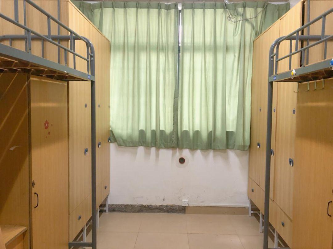 浙江工业大学的宿舍条件如何?校区内有哪些生活设施?