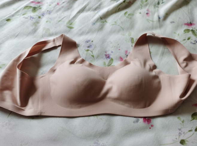 分享一下最近很火的有棵树内衣真实体验