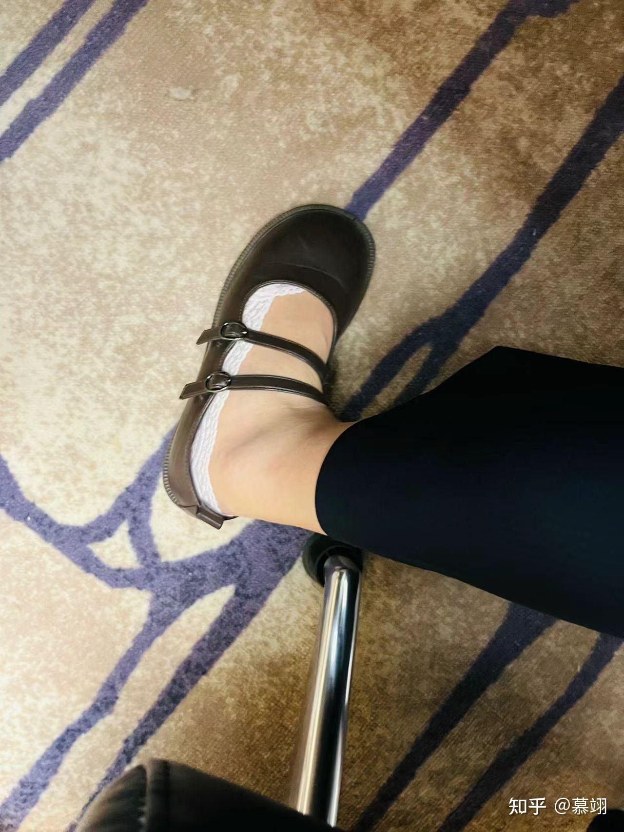 女生喜欢穿船袜吗