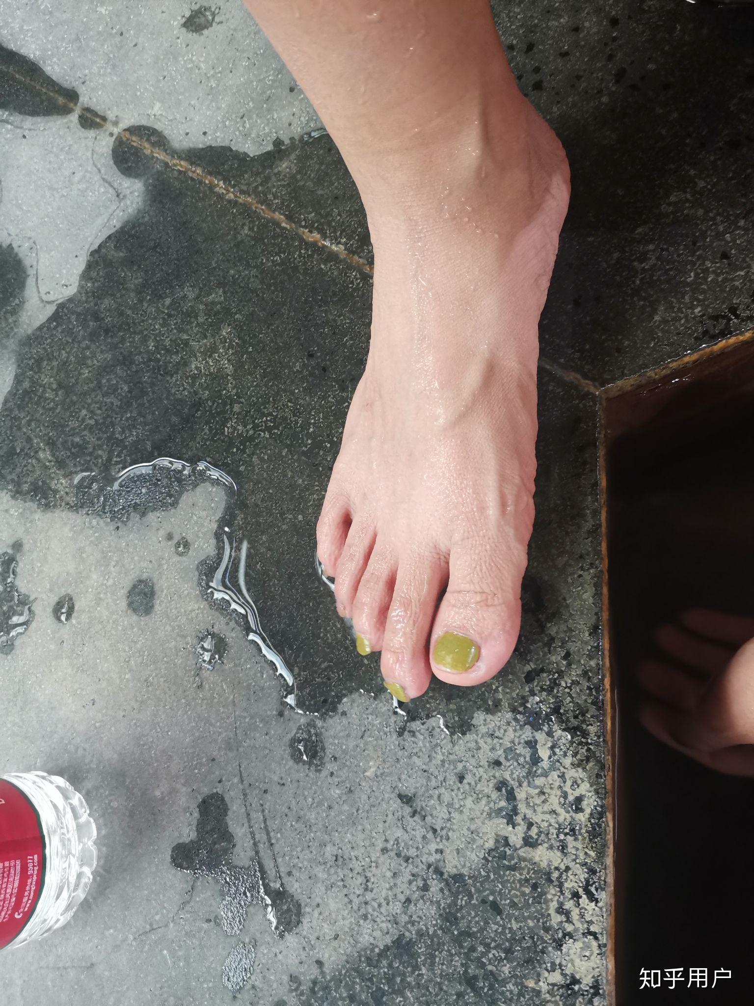 高个子的女生脚都很大吗