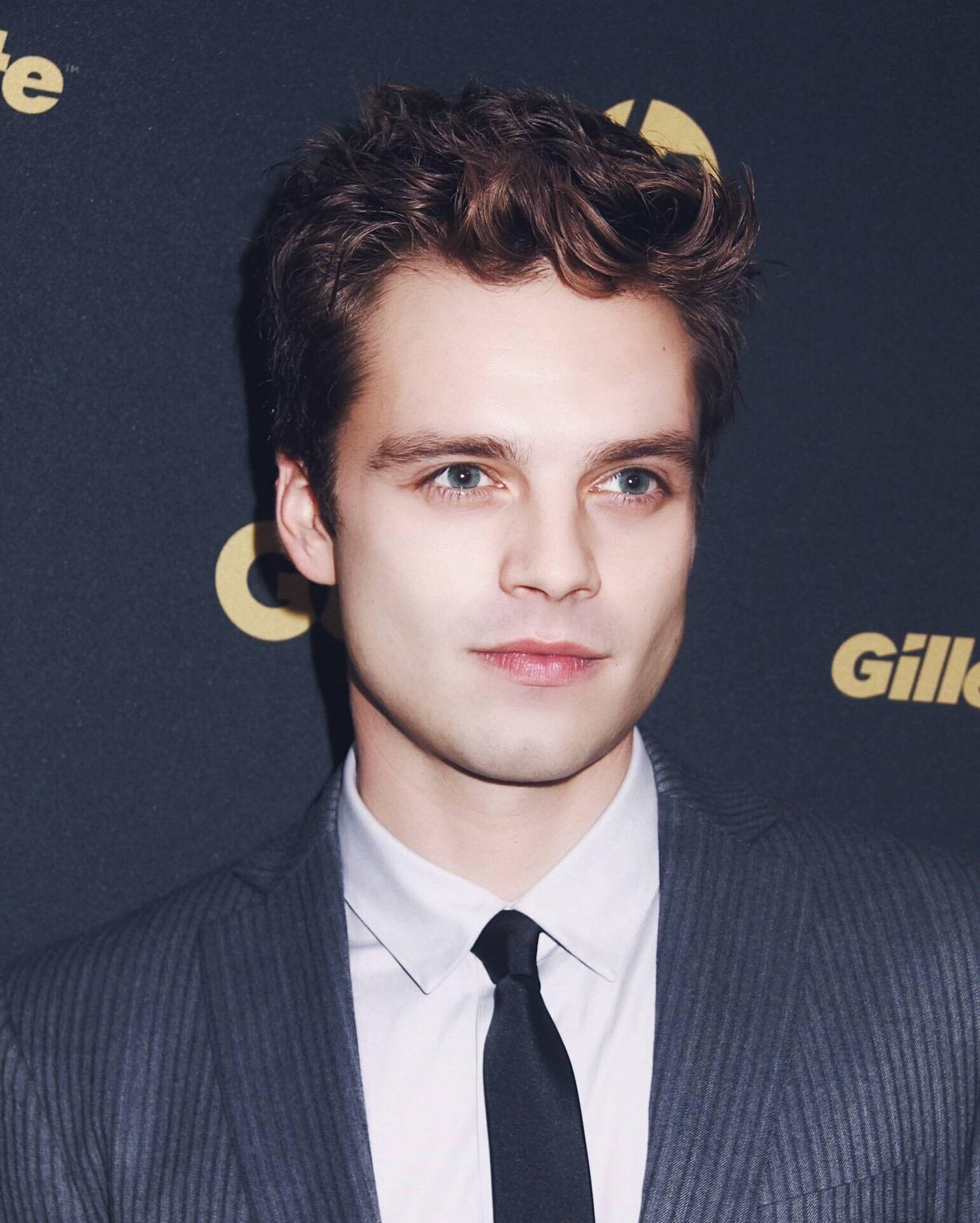 大家都有哪些塞巴斯蒂安斯坦 (sebastian stan)的美照(066254