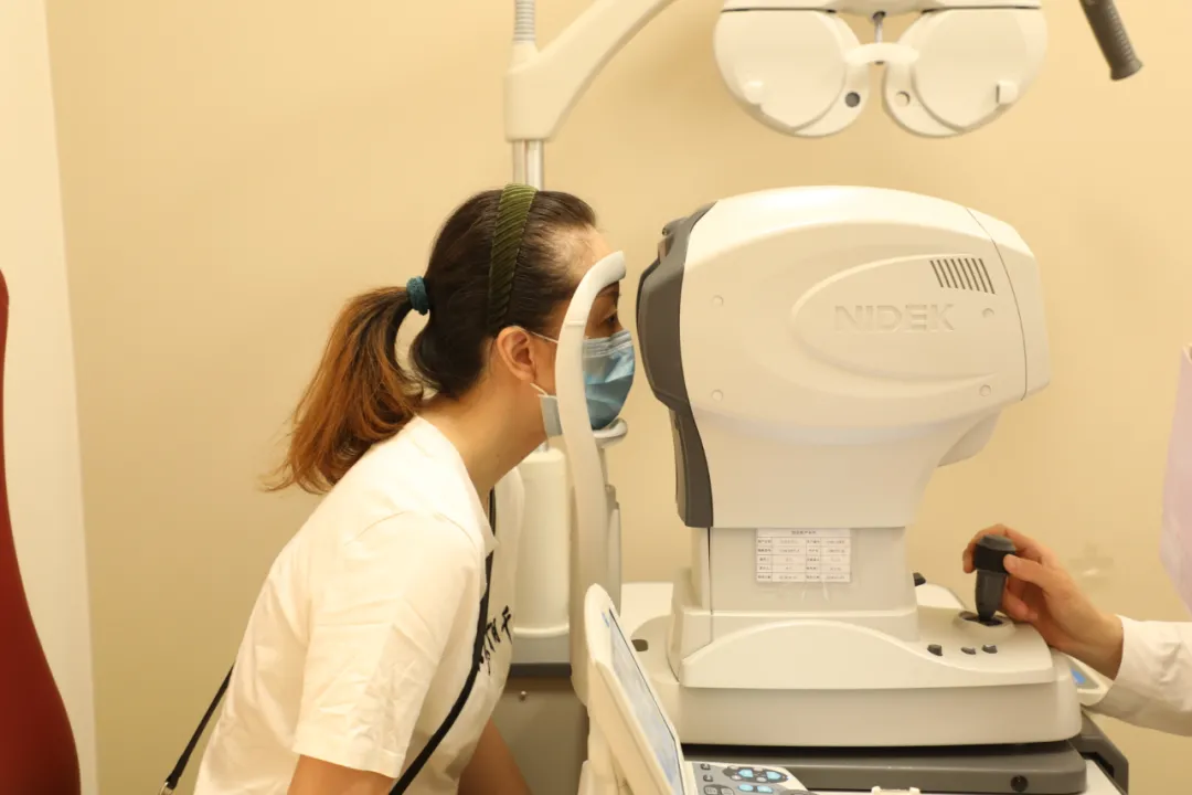 为什么医院验光和眼镜店验光差距那么大? - 知乎