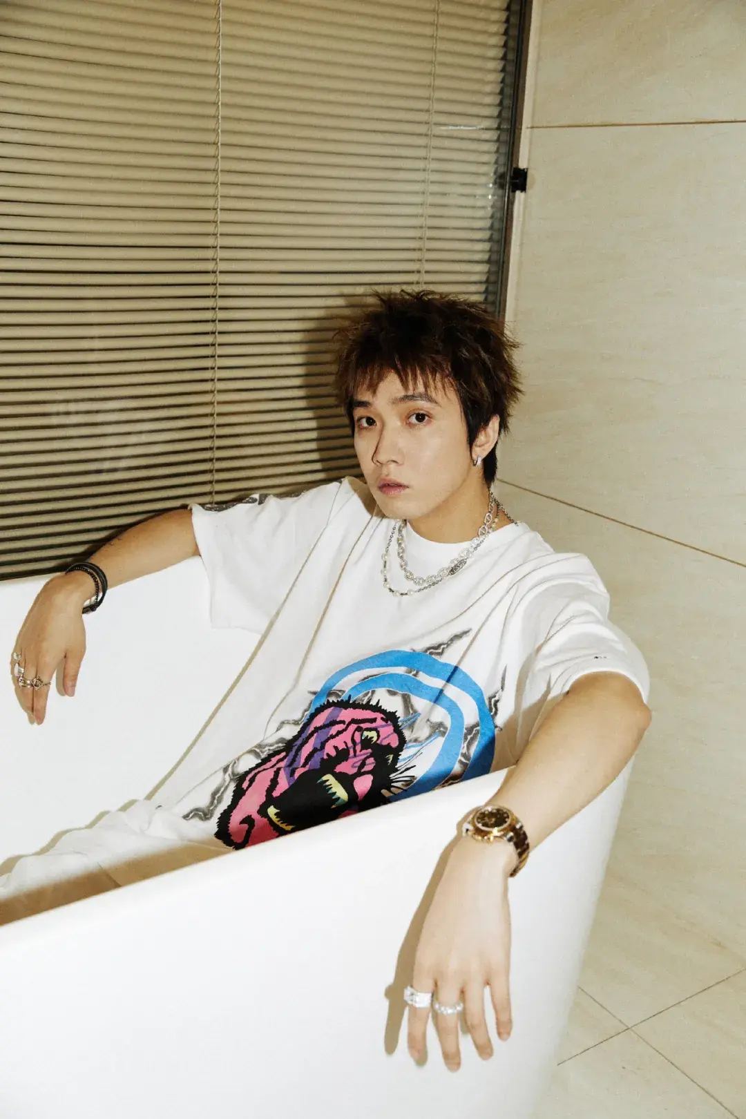 哪位男rapper是你心中的颜值天花板? - 知乎