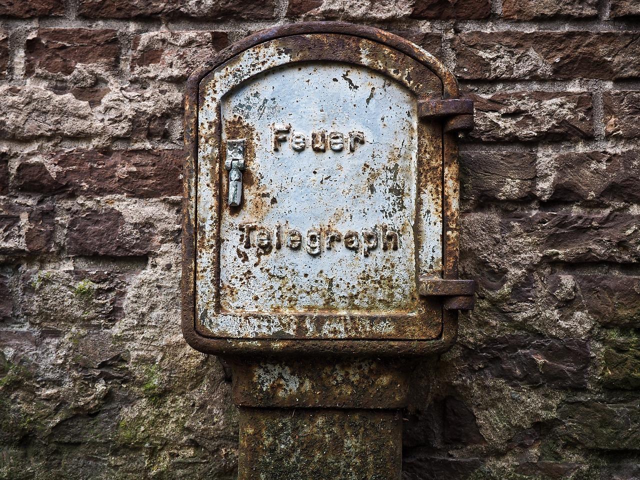 4. 白醋涂抹软化