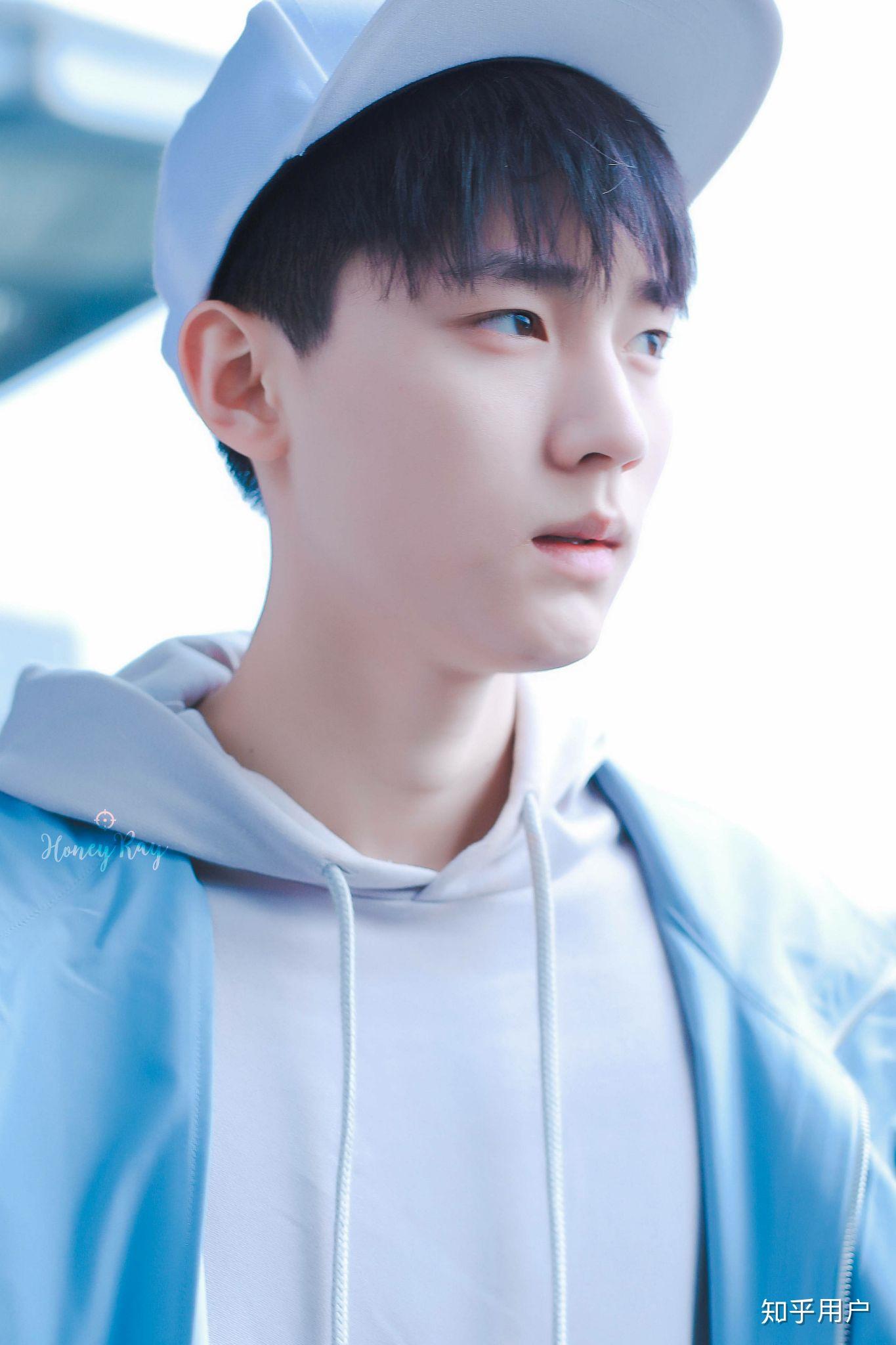 如何评价方翔锐原际画r计划1期生易安音乐社