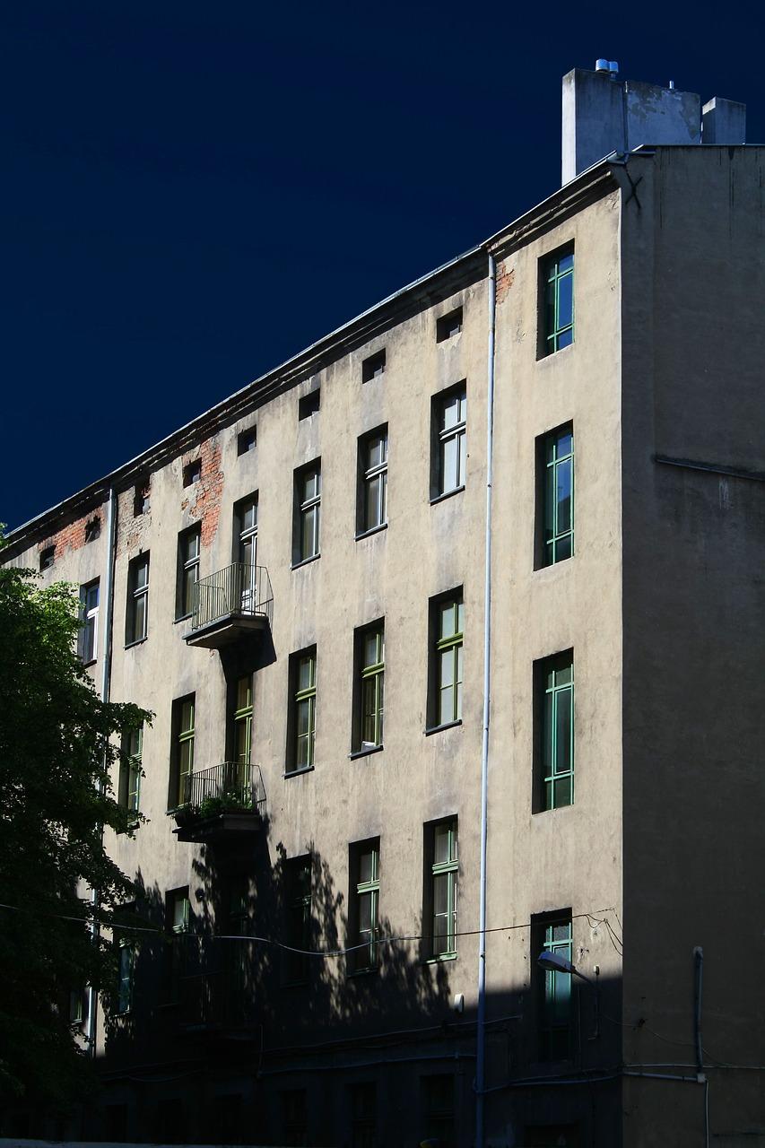 4. 围墙最高限制