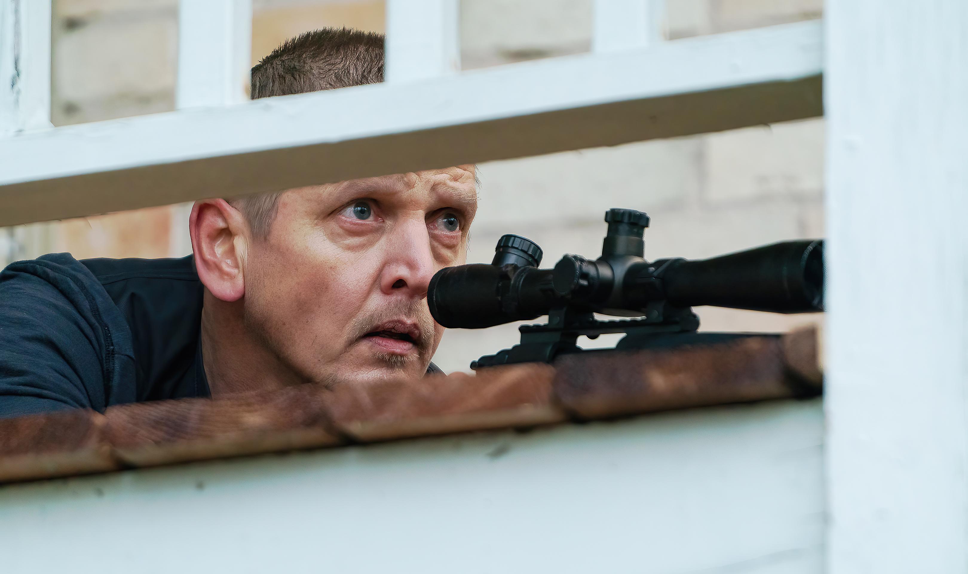 05-18加拿大 / 1小时22分钟 尼古拉斯·布拉泽是一位退休的美国特工