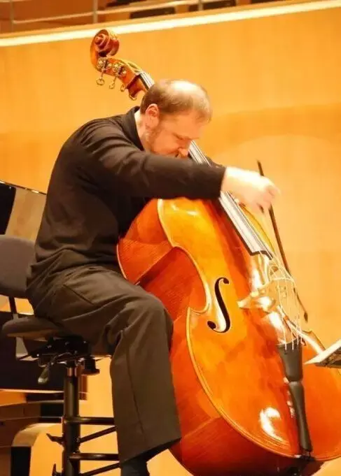 如何分辨小提琴,中提琴,大提琴和低音提琴?