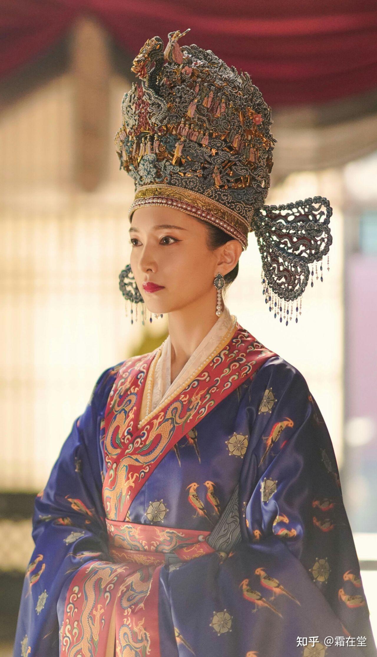 怎么看《大宋宫词》里后宫的服饰妆容及走路的姿态感官像演成了日系?