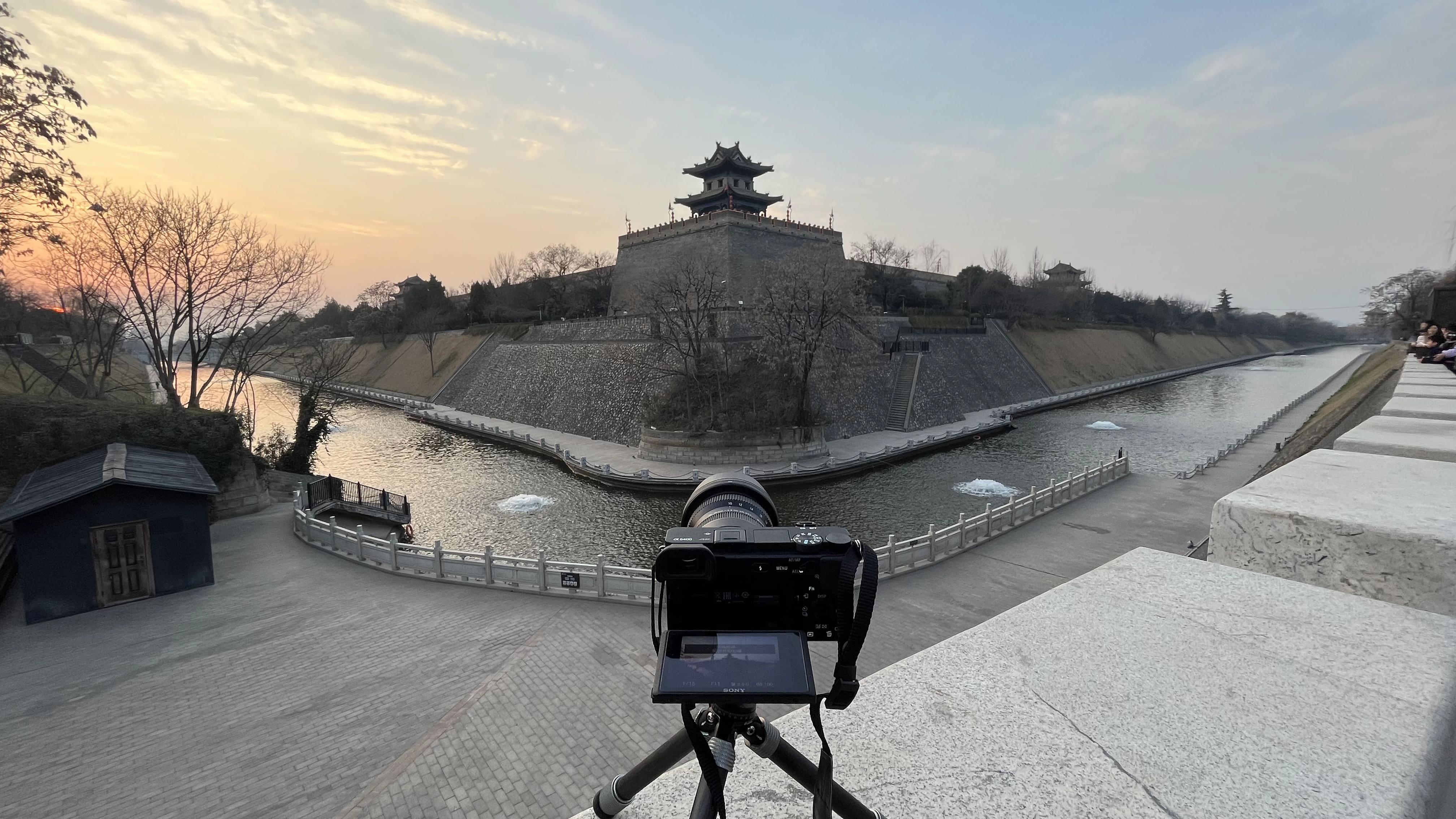 包含防抖是什么的词条