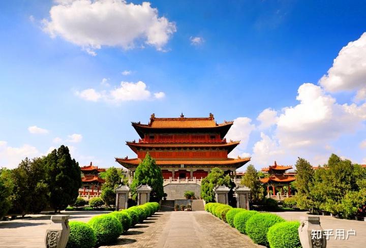 胖东来3天游客量超河南最火景区网友戏称没有淡季的6a级景区如何看待