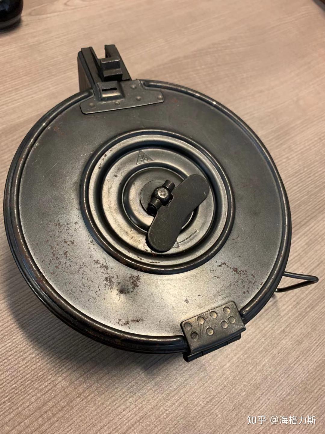 81式突击步枪和81式班用机枪的"开式弹鼓"好用吗? - 知乎