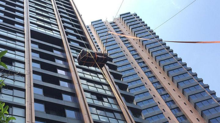 上海嘉定区高层楼房吊装大件家具沙发床垫上楼 别墅吊门窗玻璃大理石