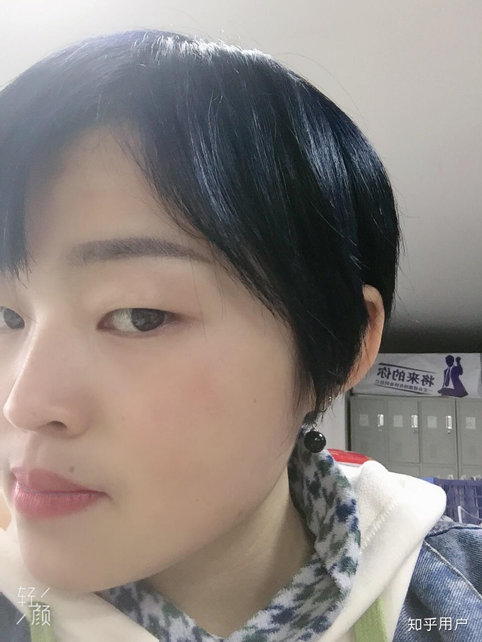 女生剪了一个巨丑的短发该怎么补救?