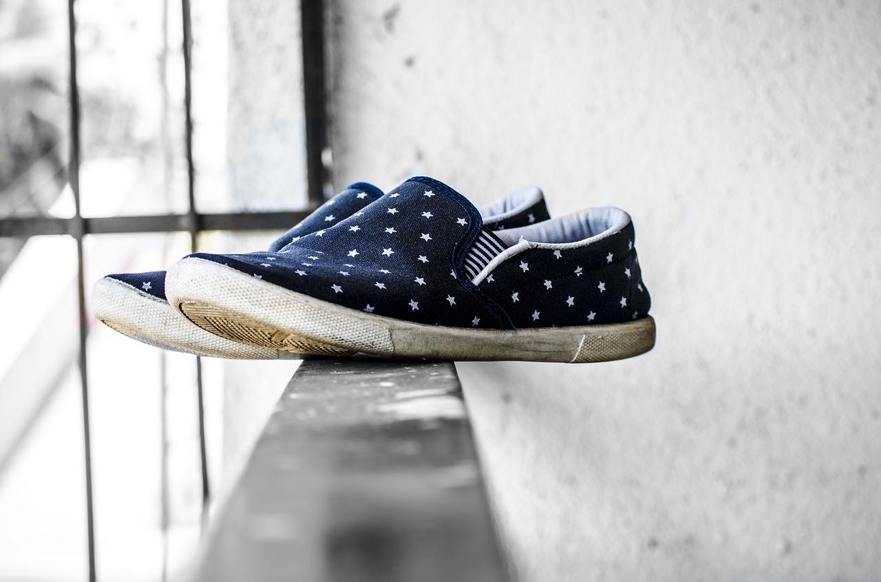 2. 轻便帆布鞋推荐