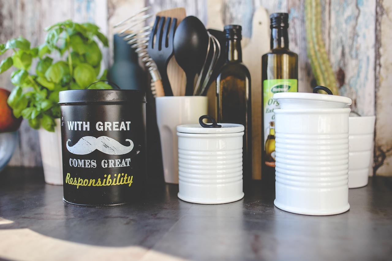 3. 打结固定坛子