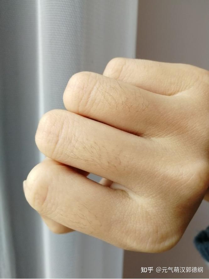 女生可以用刀片割手毛腿毛吗