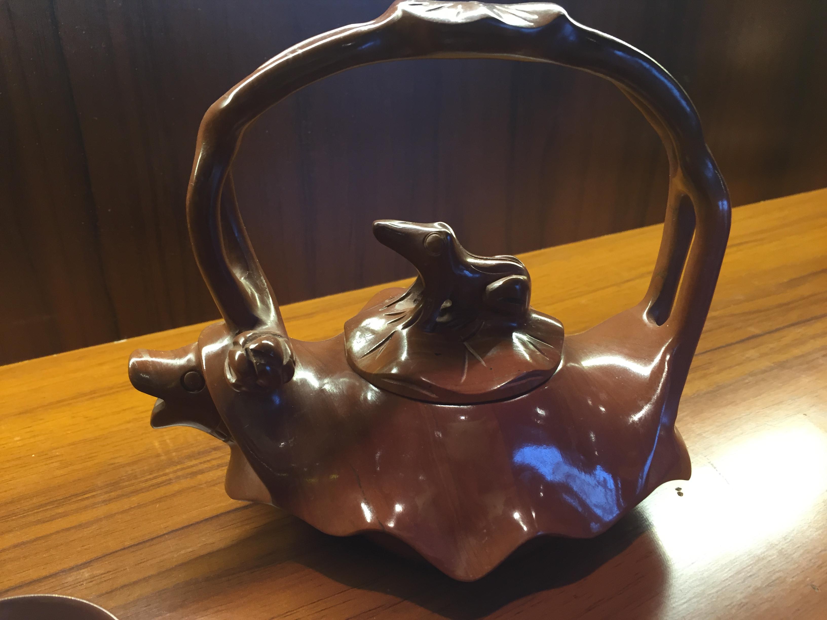 了解木鱼石的给讲解一下这个石头,最近想入手一个茶壶? - 知乎