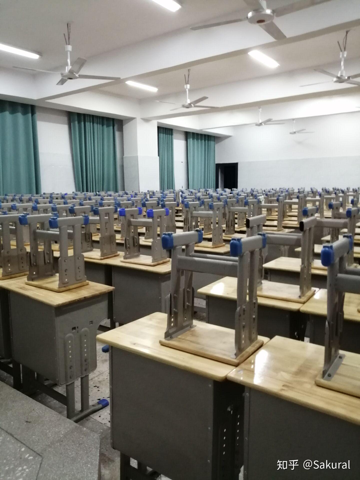 邵东创新学校新校区的宿舍环境怎么样?有几个人住?有几个厕所?