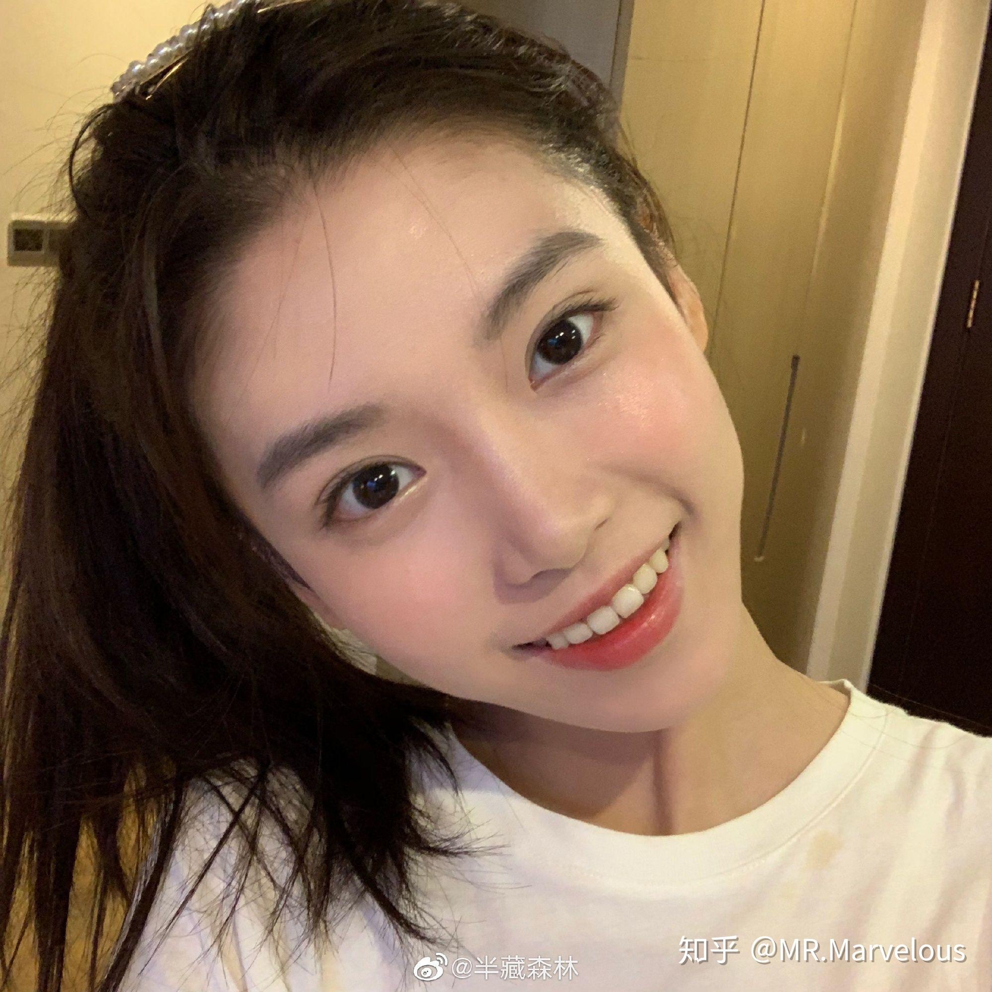 半藏森林是否能令男人神魂颠倒?如果能,靠的是什么本事? - 知乎