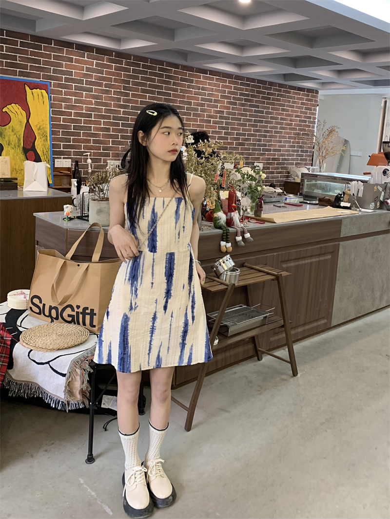 女生一米六一百一十斤真的不配穿裙子吗?