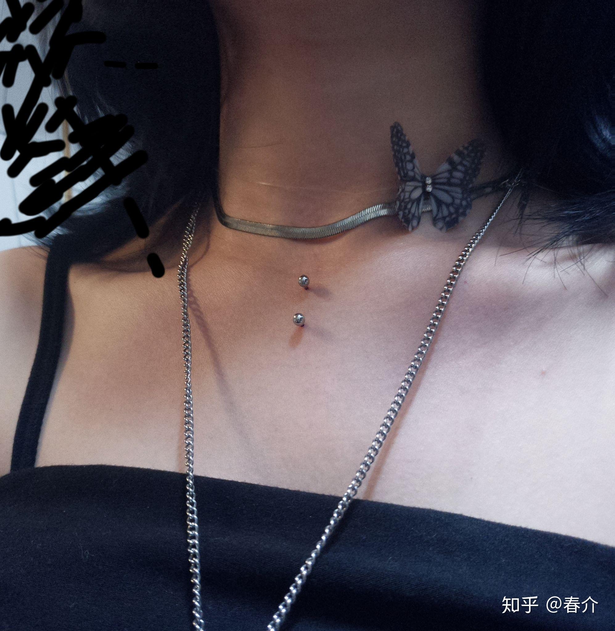 我想看看唇钉摘下后是什么样子的