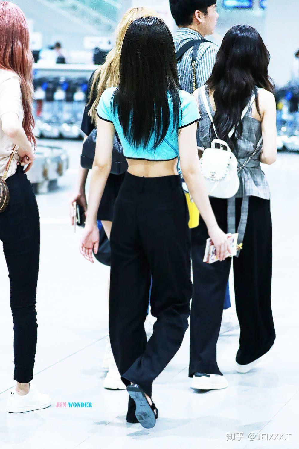 有哪些jennie的背影图片