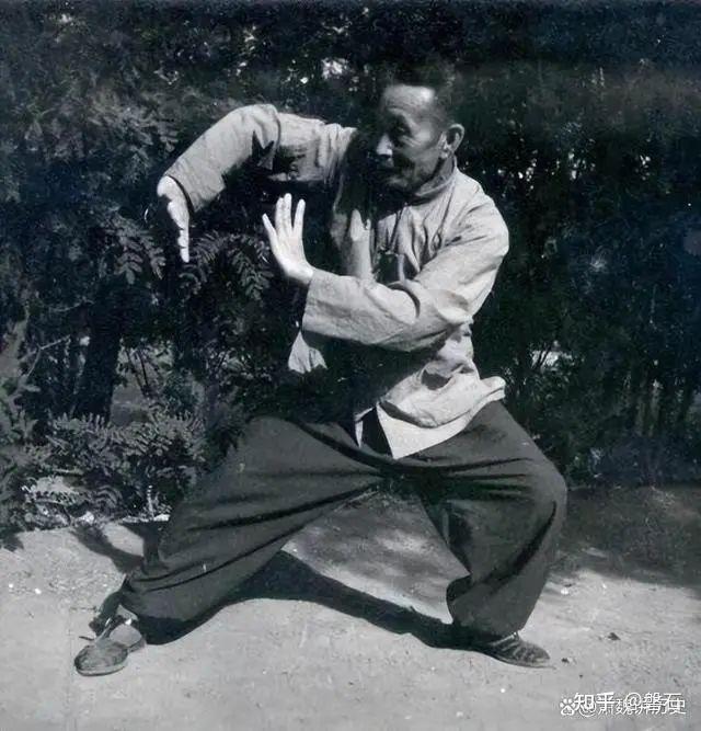 传统武术实战性的简单介绍 传统武术实战性的简单

先容
（传统武术现代武术） 武术