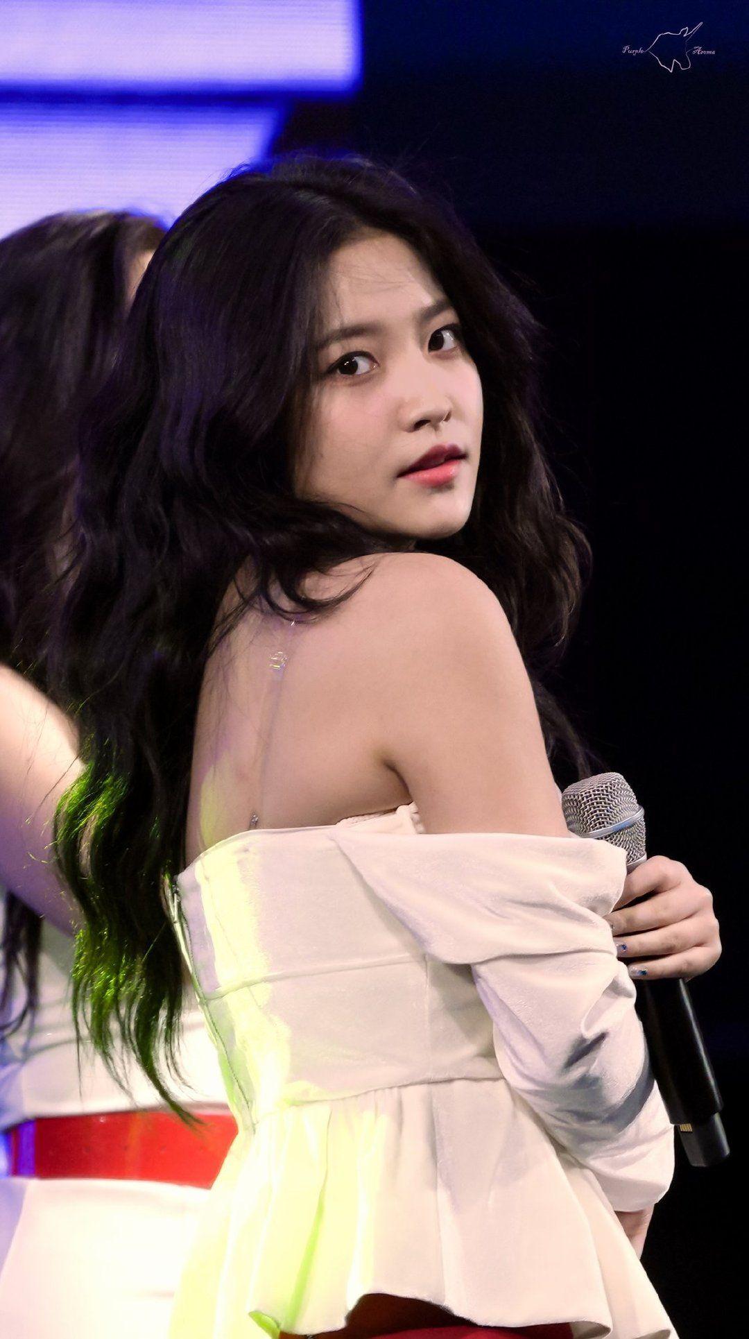 如何评价金艺琳(yeri)的长相? - 知乎