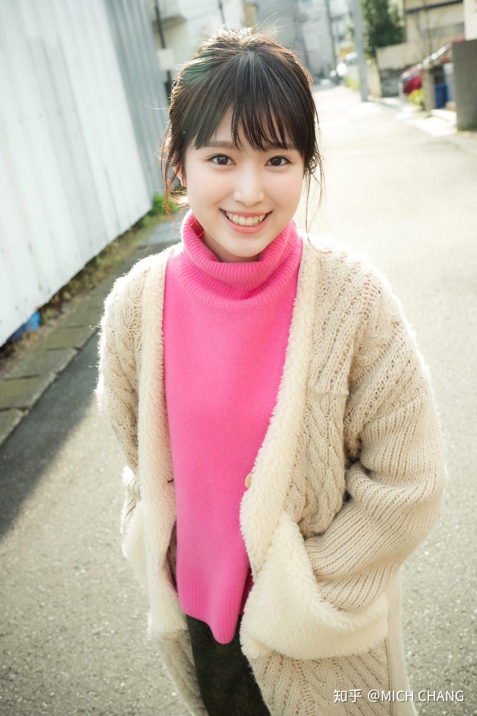 如何评价上白石萌音