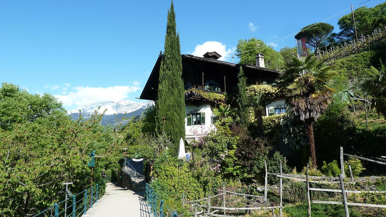 1. 视野无界折叠窗