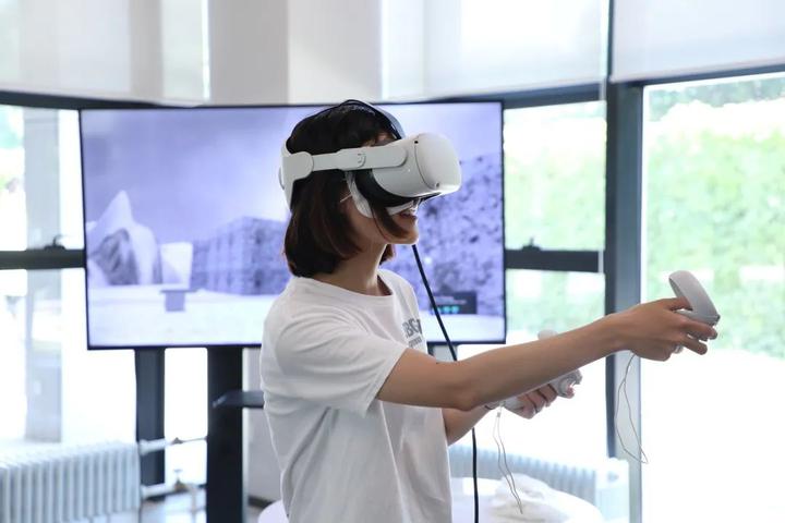 设计实践周II｜基于VR的环境空间沉浸式交互体验 - 知乎