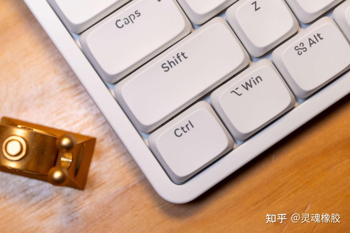 Lofree洛斐小顺青春版—这键盘也太顺手了吧! - 知乎
