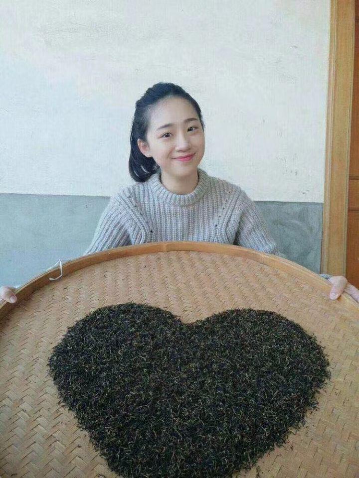 武夷山卖茶女图片