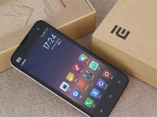 雷军晒出第一代小米手机,全新未拆封5888元