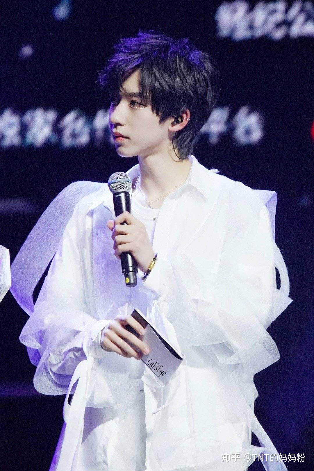 如何看待tnt时代少年团唯六站子