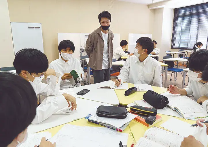 请输入图片描述