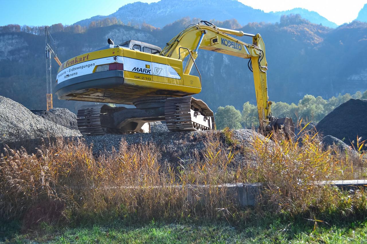 开挖深度多少需要护坡