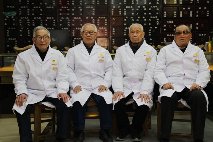 南阳滋养堂中医馆医生简介 - 知乎